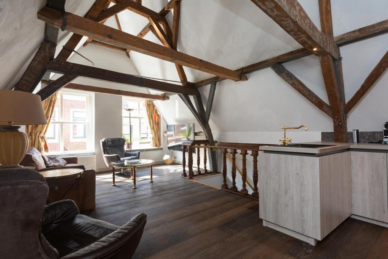 The Loft 300 - R Q C Apartman Hága Kültér fotó
