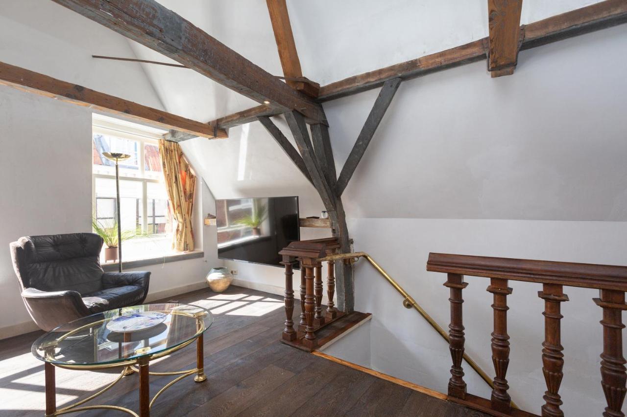 The Loft 300 - R Q C Apartman Hága Kültér fotó