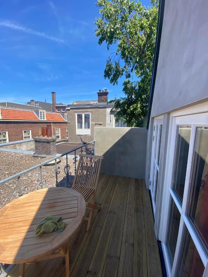 The Loft 300 - R Q C Apartman Hága Kültér fotó